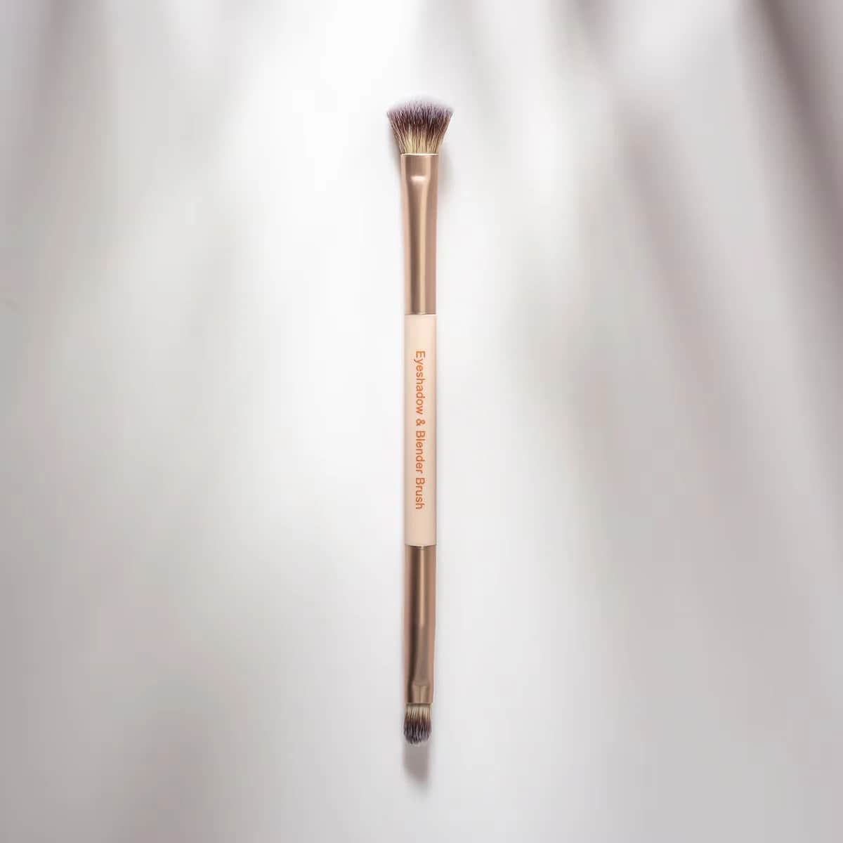 Watsons فرشاة واتسونز لمزج ظلال العيون