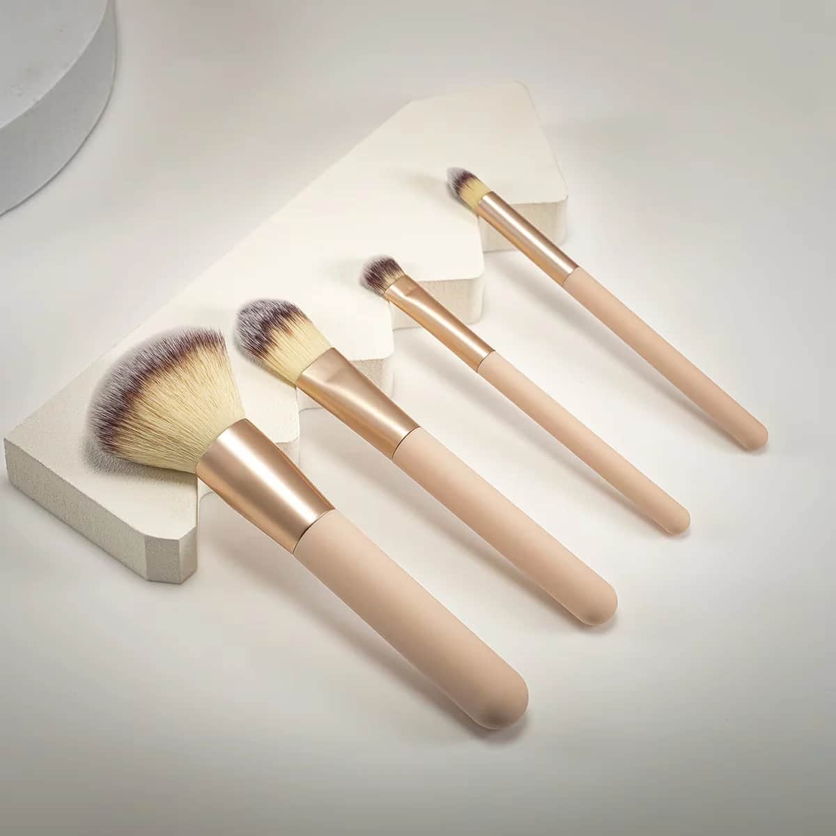 Watsons مجموعة فرش واتسونز المكونة من 4 قطع