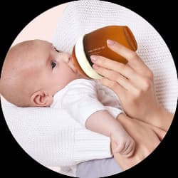 رضاعة الأطفال 