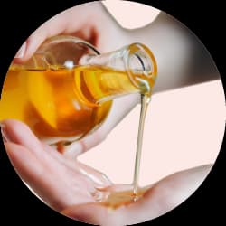 زيوت وكريمات البشرة 
