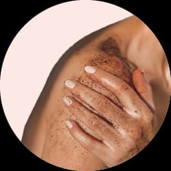 مقشر للوجه / فيزيائي 
