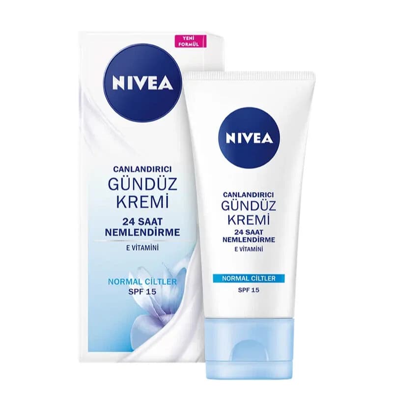 NIVEA كريم نيفيا إسينشالز بعامل حماية من الشمس 15 + كريم النهار المنشط 50 مل