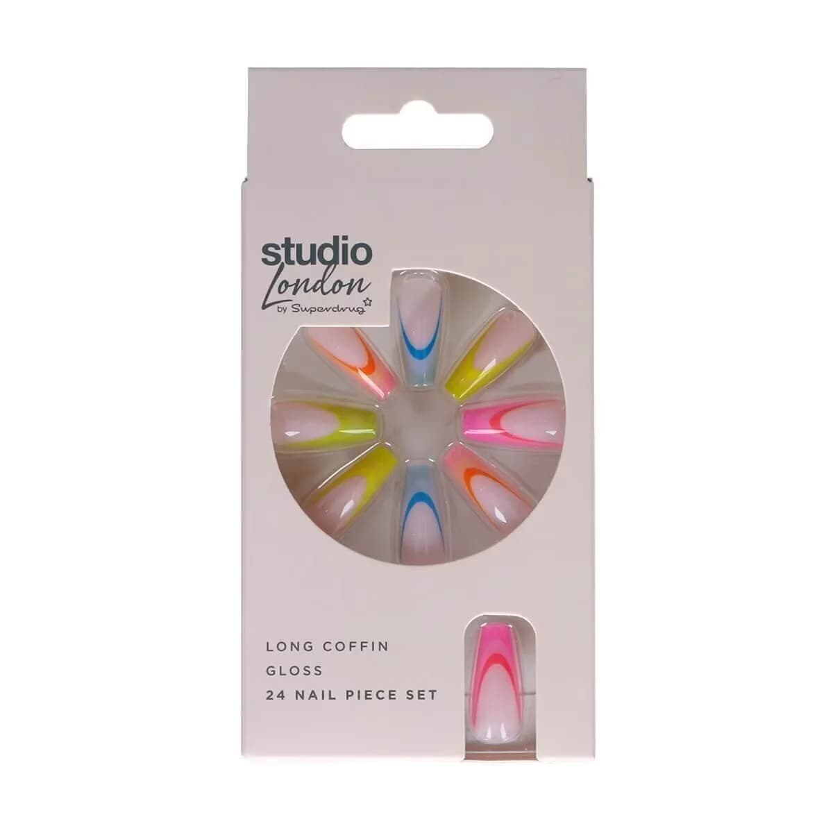 Superdrug طلاء أظافر صناعي من سوبر دراغ ستوديو