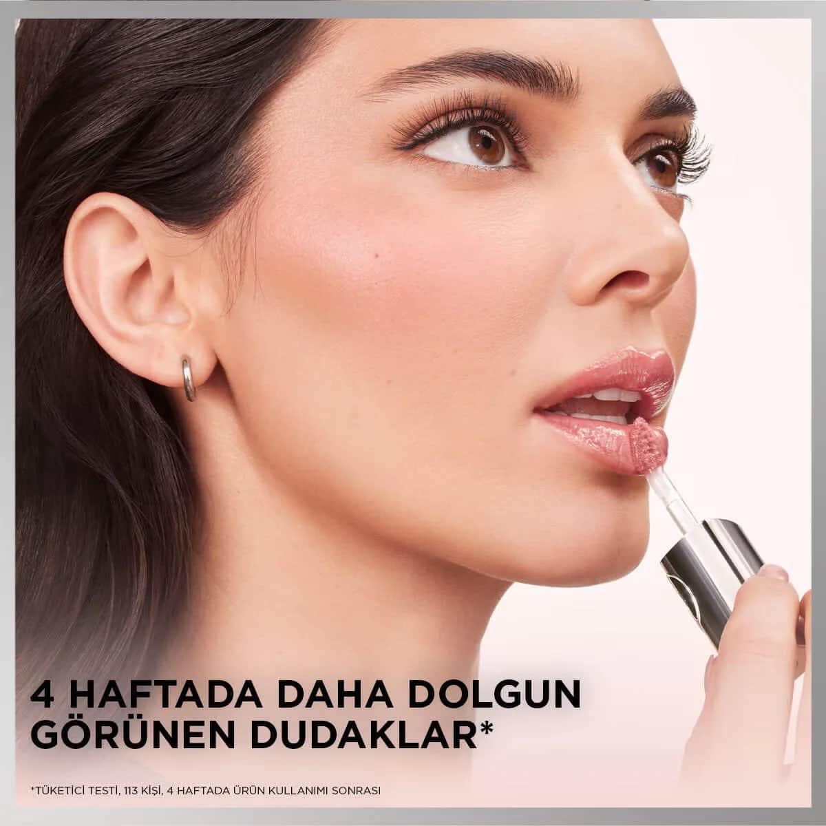 L'Oreal Paris ملمع شفاه لوريال باريس بلامب أمبيشن هيالورون ليب أويل المغذي والمرطب 380 روج إن لوف