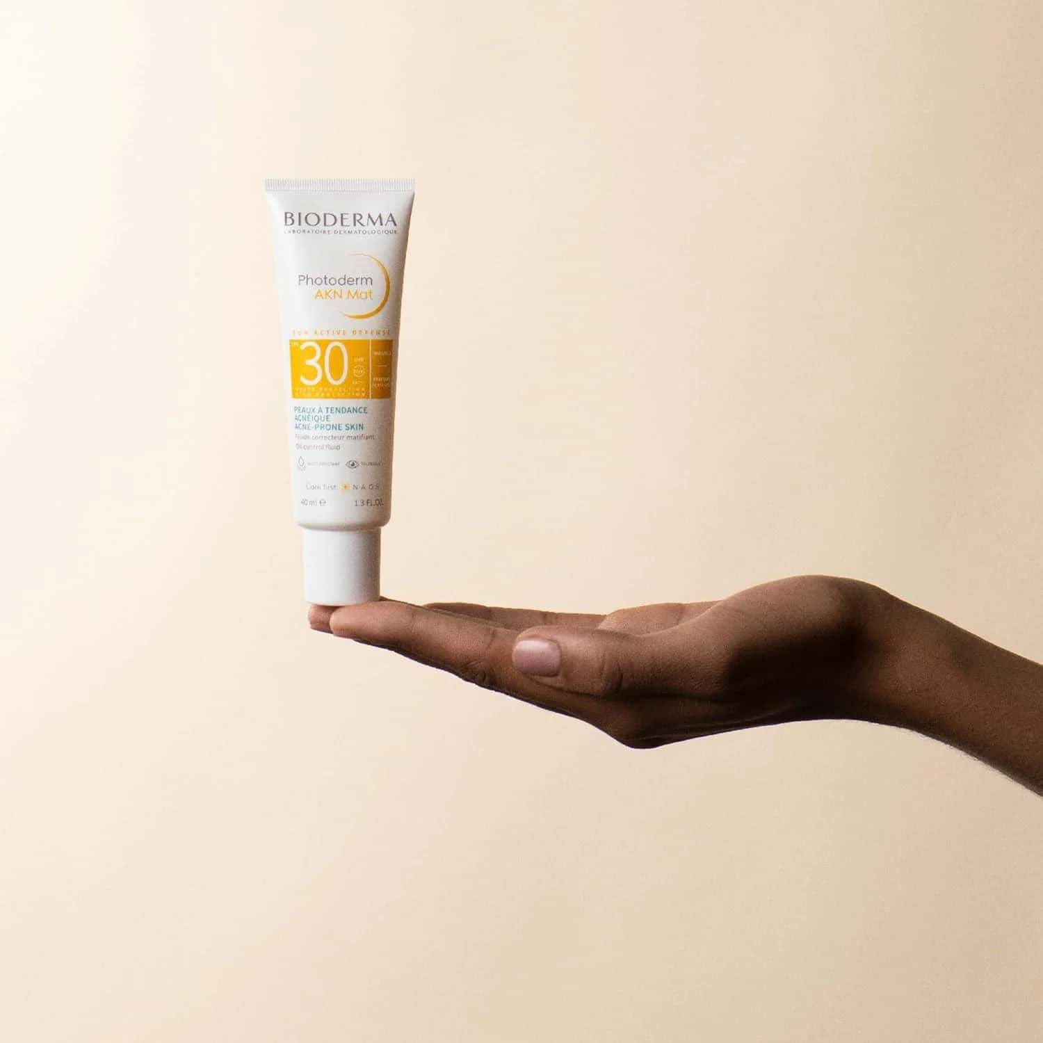 بيوديرما فوتوديرم أكن مات واقي شمس SPF 30 40 مل Bioderma