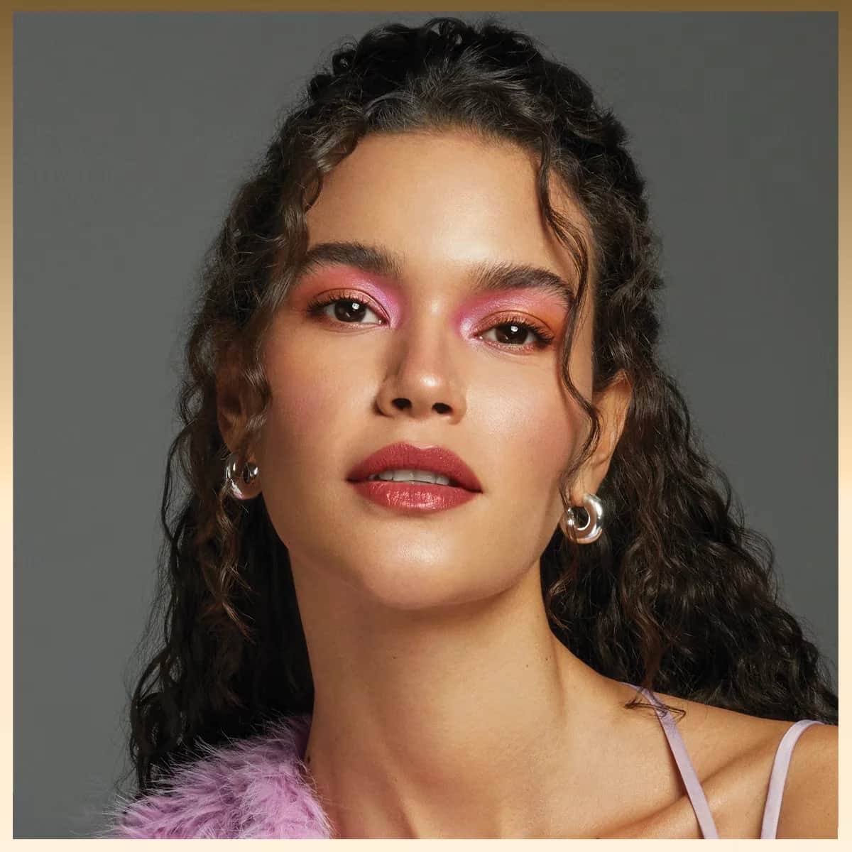 Note Iconic Sheer Lipstick 210