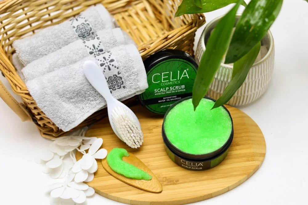 Celia مقشر لفروة الرأس بزيت شجرة الشاي والزنجبيل من سيليا 300 جرام