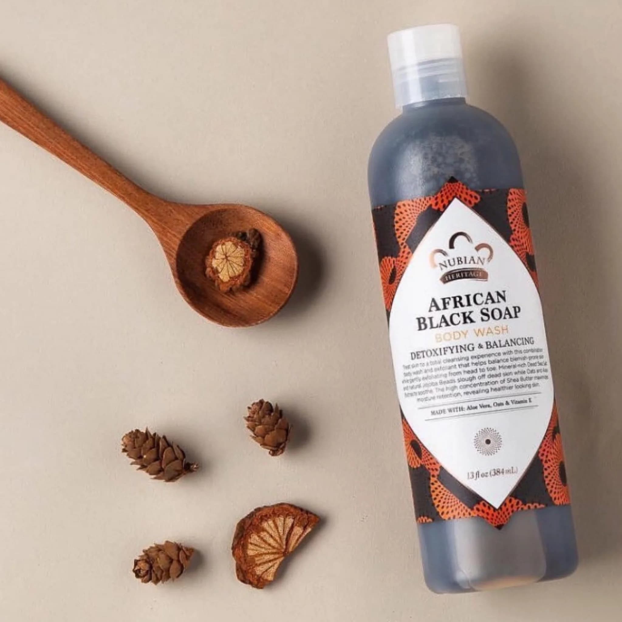 Nubian غسول الجسم بالصابون الافريقي الاسود من نوبيان هيريتاج 384مل