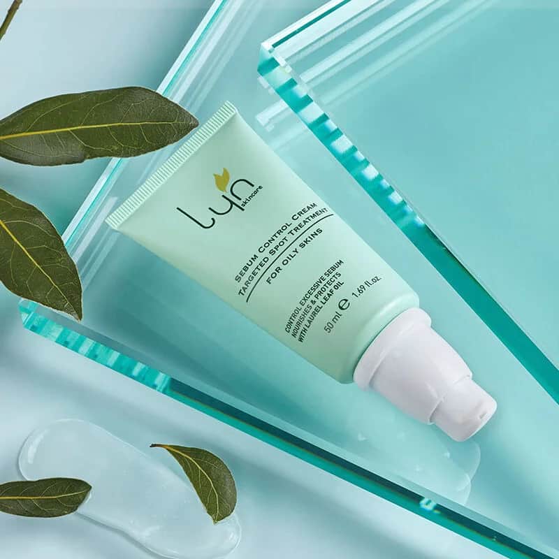 LYN Skincare كريم لين سكين كير للتحكم في الدهون وعلاج البقع 50 مل
