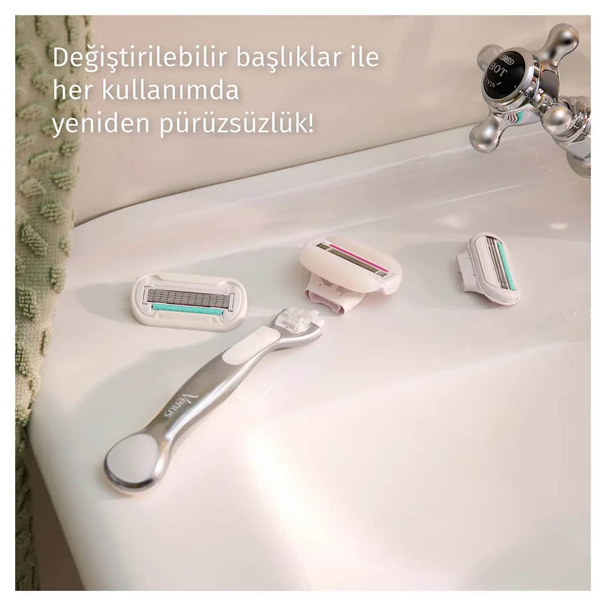 Gillette ماكينة حلاقة جيليت فينوس كومفورت غلايد شوغربيري + رأس واحد