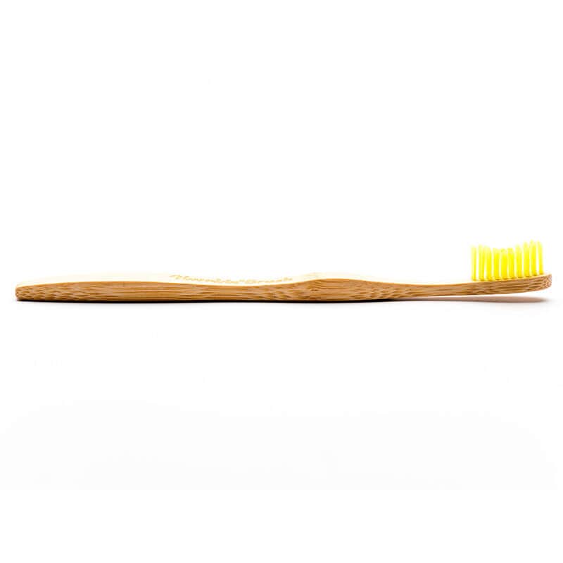 Humble Brush فرشاة أسنان همبل براش الطبيعية الناعمة للبالغين صفراء