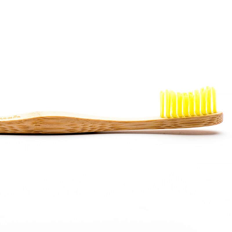 Humble Brush فرشاة أسنان همبل براش الطبيعية الناعمة للبالغين صفراء