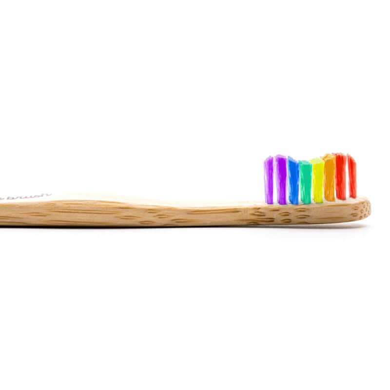 Humble Brush فرشاة أسنان هامبل براش للأطفال فائقة النعومة بألوان قوس قزح
