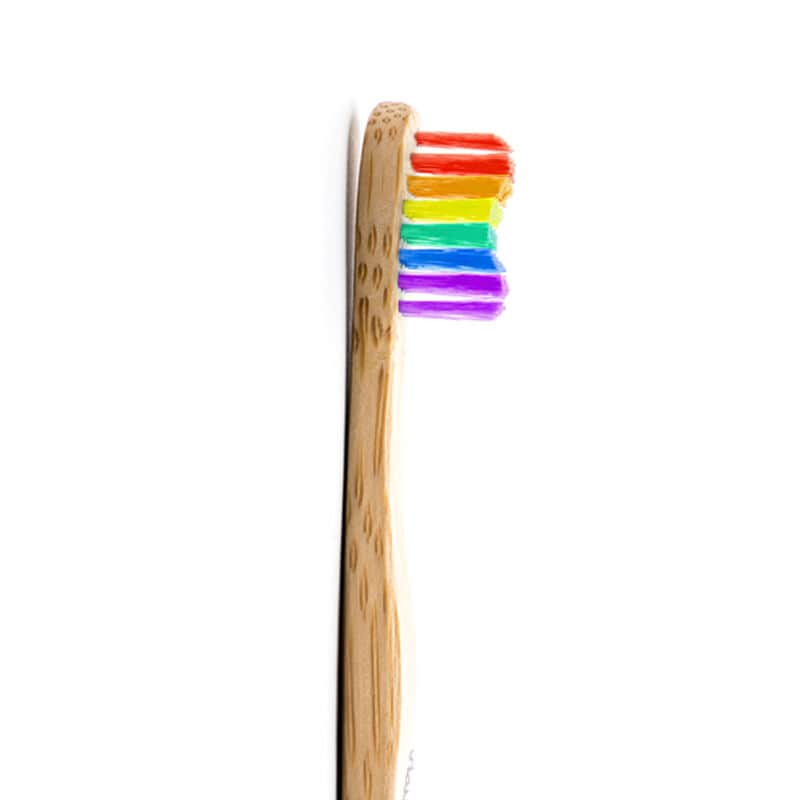 Humble Brush فرشاة أسنان هامبل براش للأطفال فائقة النعومة بألوان قوس قزح