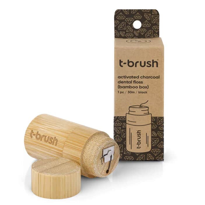 خيط تنظيف الأسنان بالفحم النشط من تي-براش T-Brush