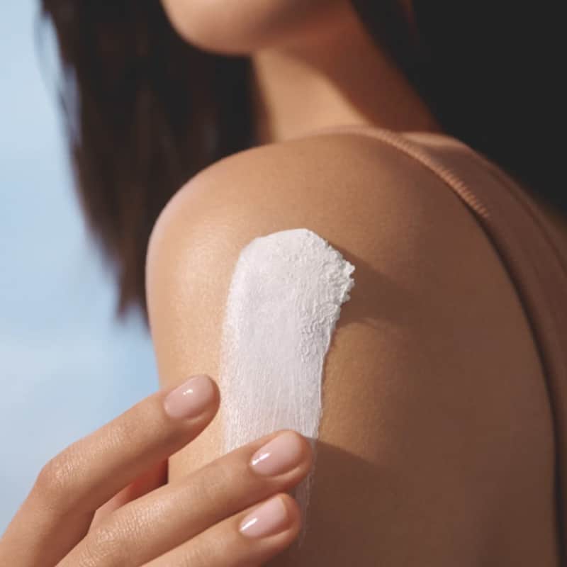 Yves Rocher كريم الجسم إيف روشيه لإصلاح وتغذية البشرة الجافة بتركيبة مكثفة 250 مل